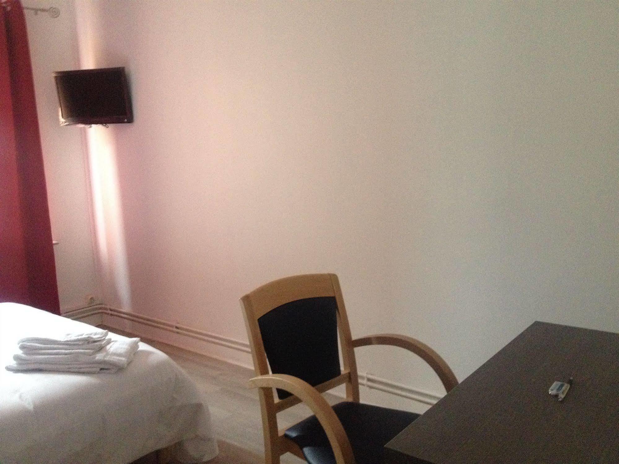Hotel Le Jardin 2*